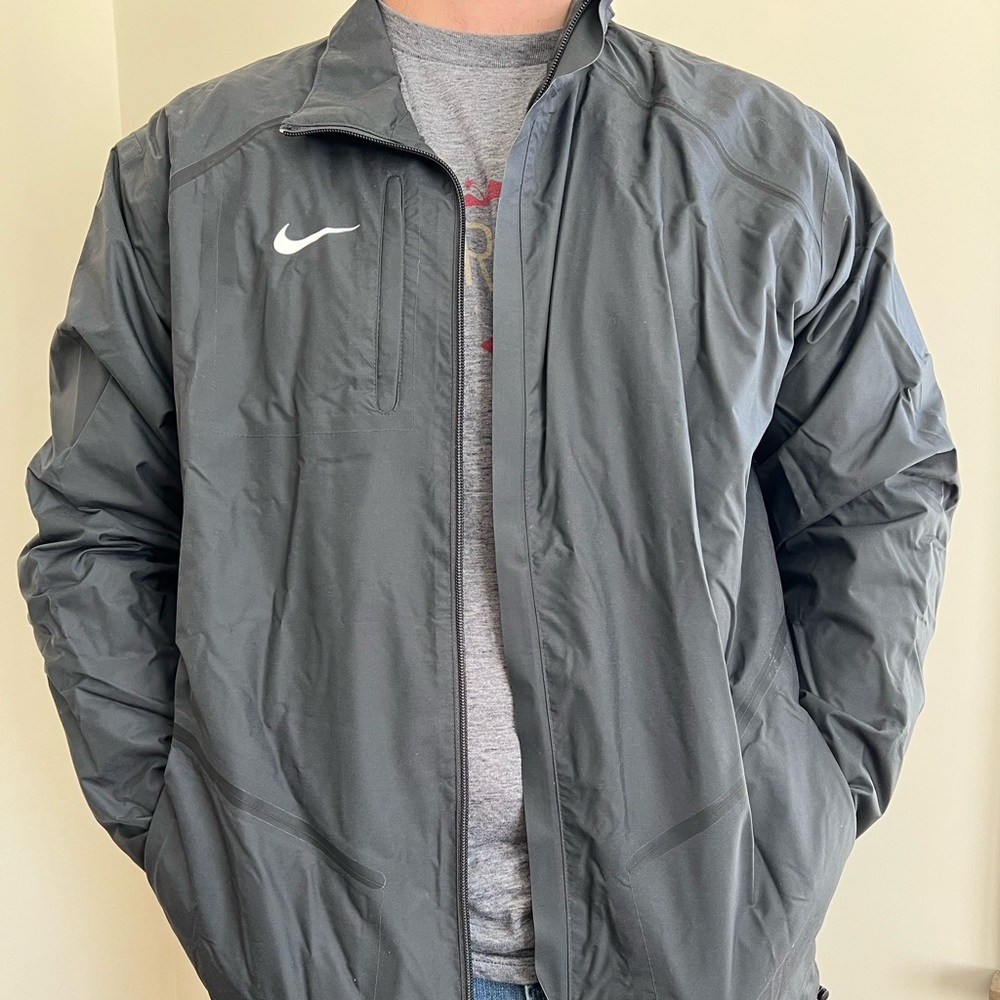 Nike Storm-Fit Mens Jacket Size Large